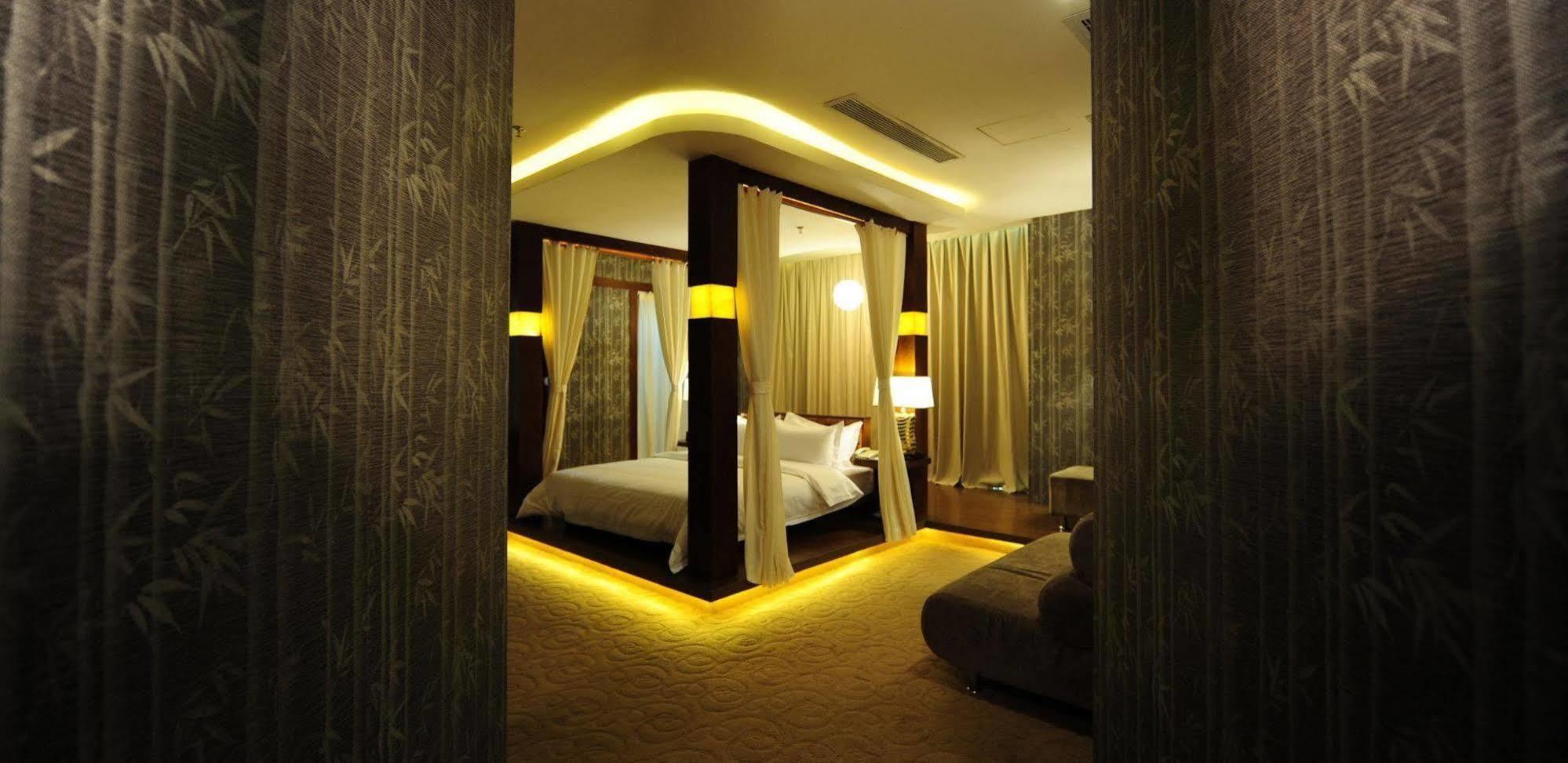 Circle Art Hotel Shenzhen Exteriör bild
